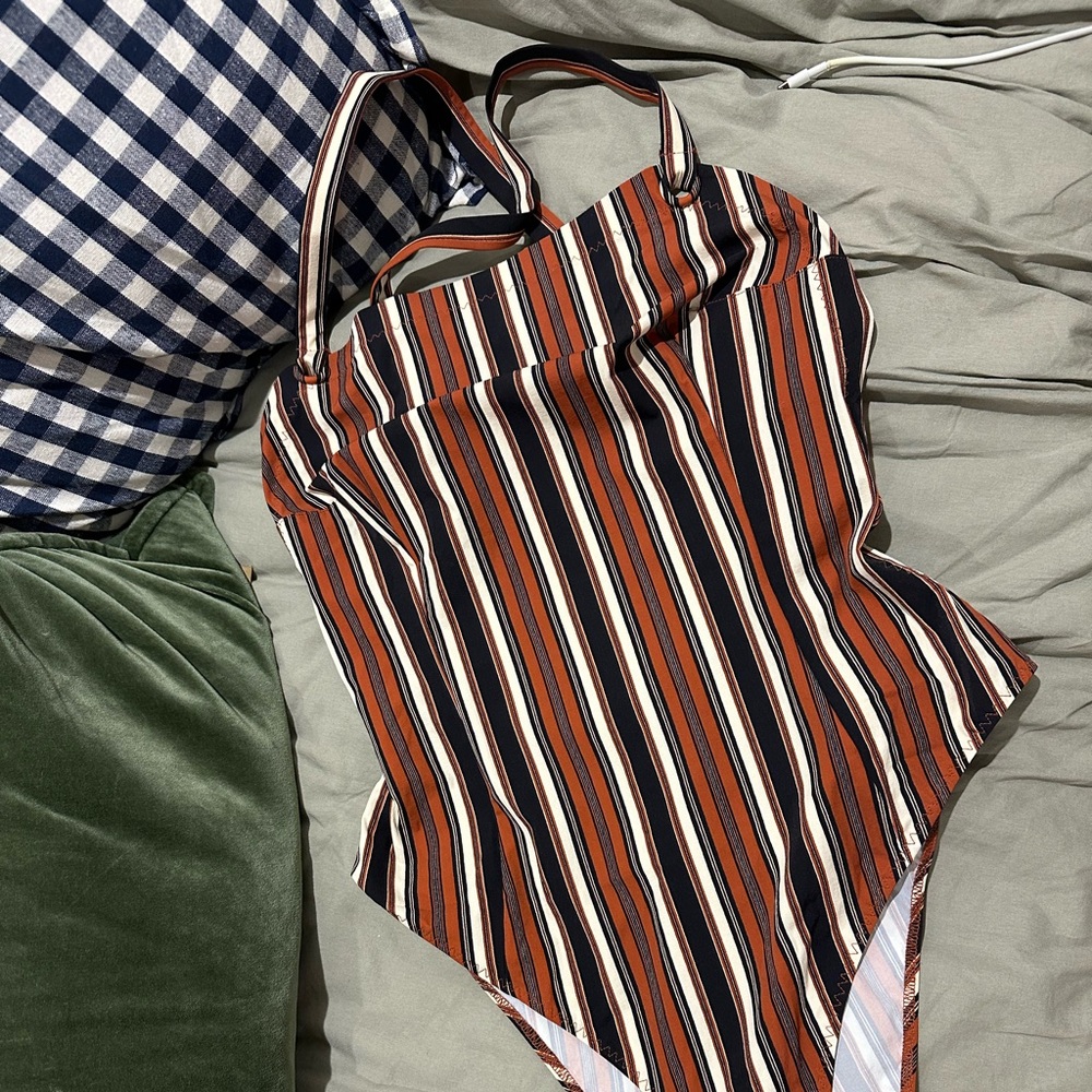 DOEN Mallorca Maillot swimsuit.